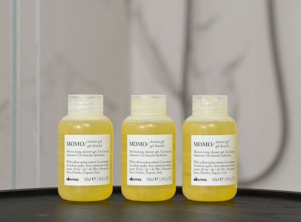 Producto Gel de ducha MOMO en formato viaje